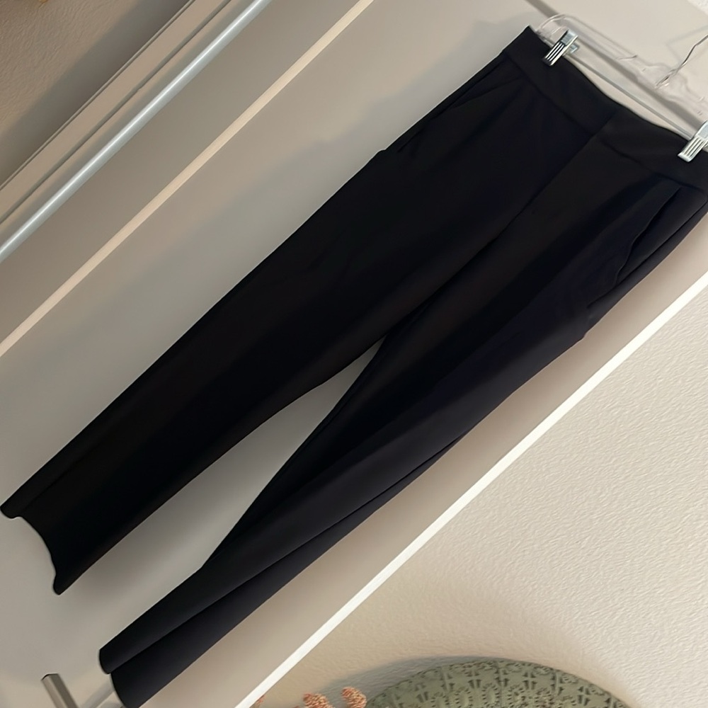 Athleta crop trouser with pockets